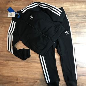 black and white adidas sweatsuit